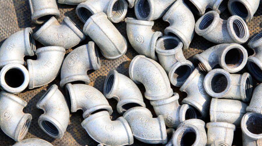 Professional gutter cleaning in Oak City, UT